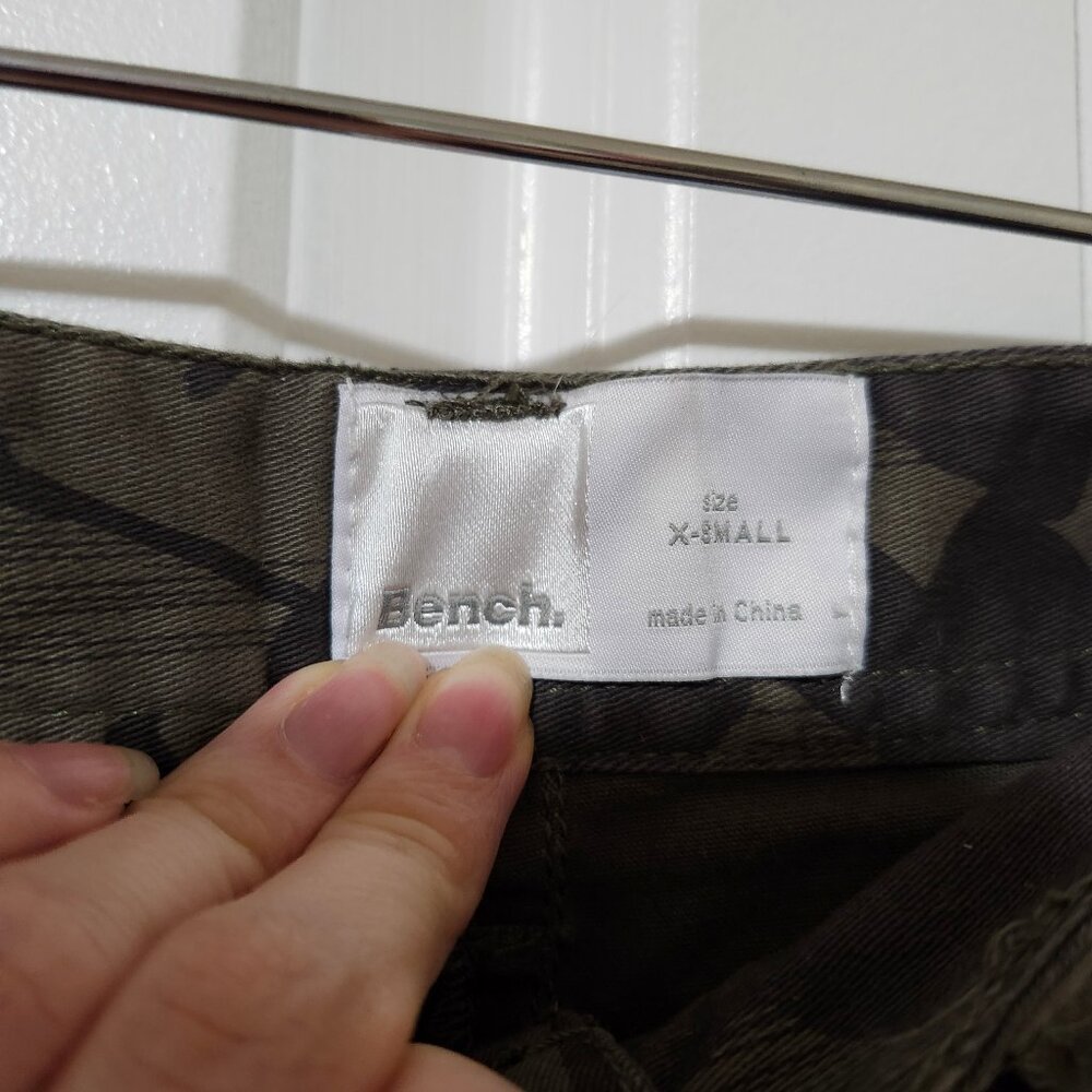 Y2K Bench Cargo Mini Skirt Floral Camo Print - Picture 3 of 3
